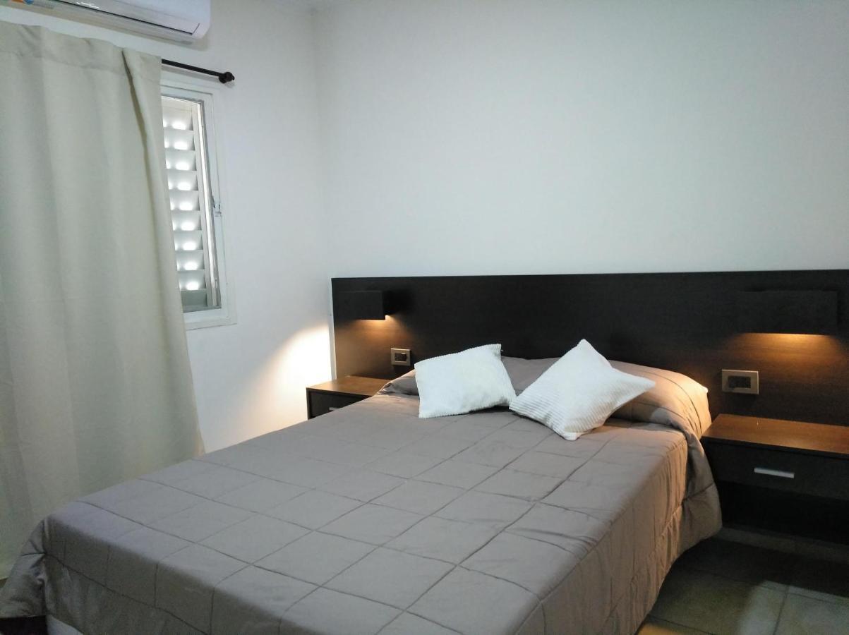 Echague Y Cura A Montiel Appartement Paraná Buitenkant foto